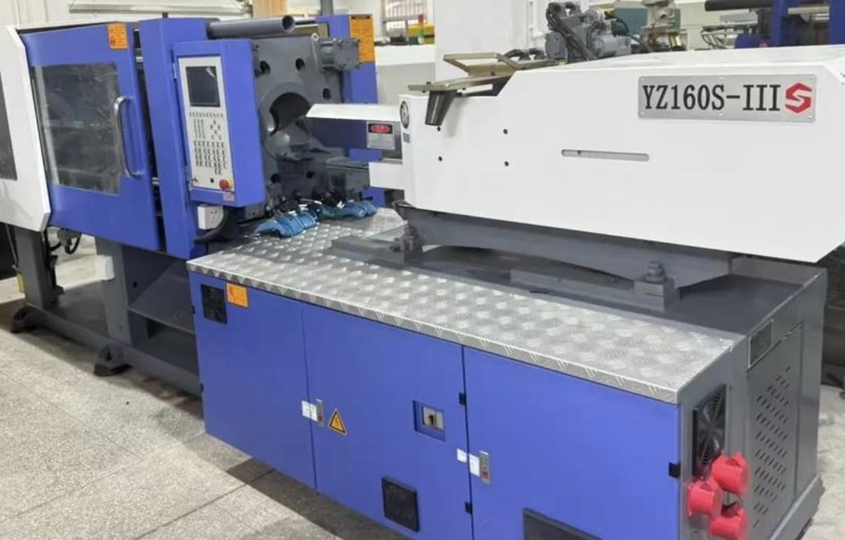 alt with keywords: Stroller manufacturing process